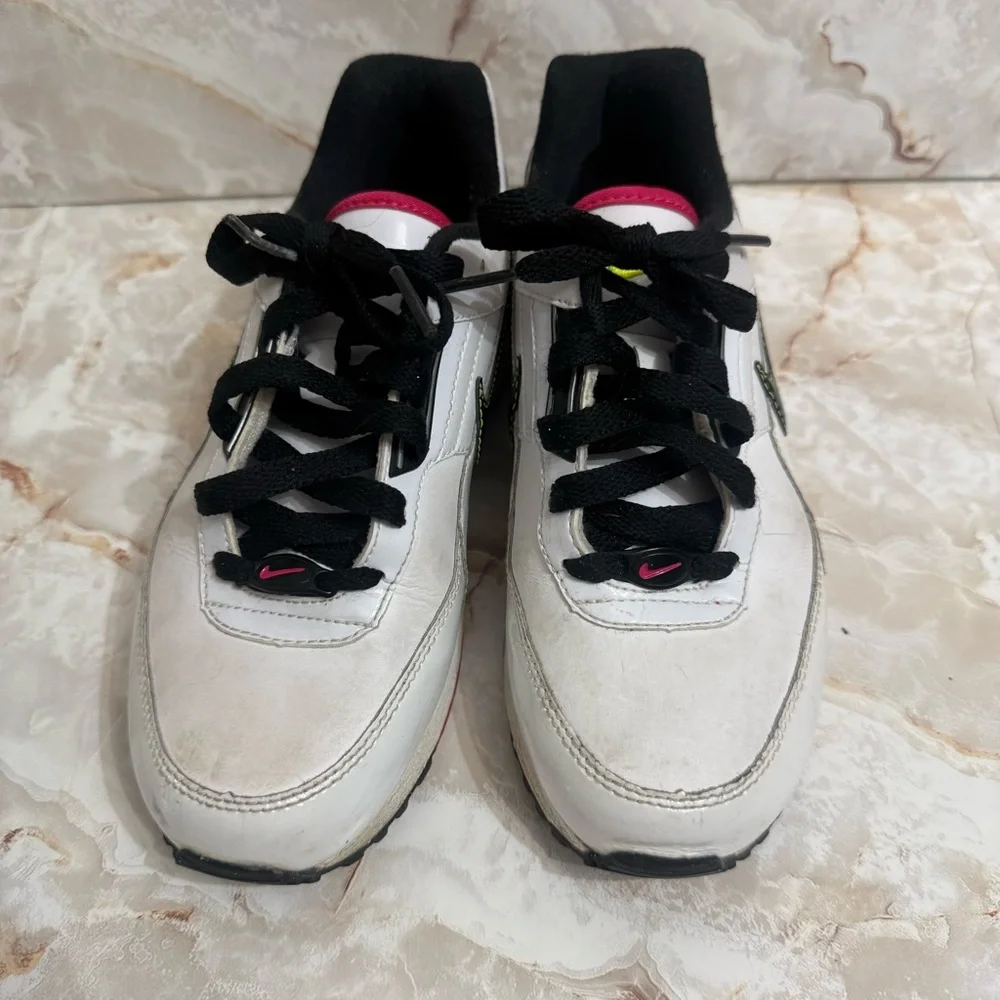 Kids‎ Nike Air Max Tennis Shoes size 4Y